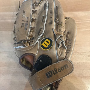 WILSON A300 RIGHT HAND GLOVE
