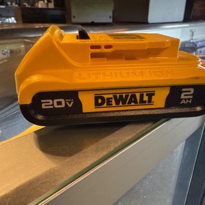  DEWALT 20V BATTERY