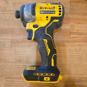 DEWALT DCF809