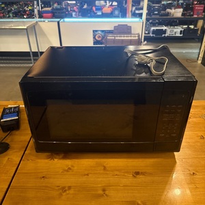 CRITERION CCM11M1B 1500W` MICROWAVE
