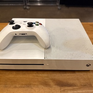 Microsoft / XBOX One / 500 GB