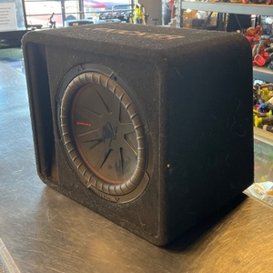 KICKER / COMP R / 12" SUB IN PORTED BOX