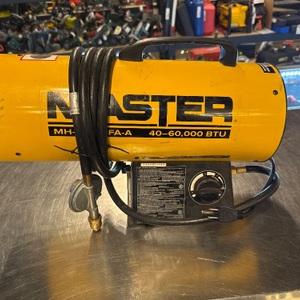 MASTER 40-60,000 BTU HEATER