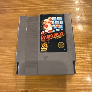 Nintendo / NES / Super Mario Bros.