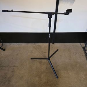 Amazon Basics Mic Stand