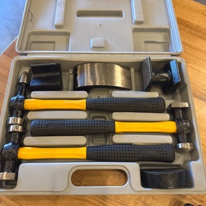  American Tool Exchange / 7PC Auto Body Kit