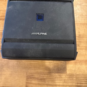 ALPINE SUB AMP