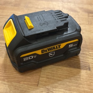 DEWALT / DCB205G / 5AH BATTERY