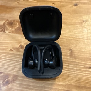  POWER BEATS PRO EAR BUDS