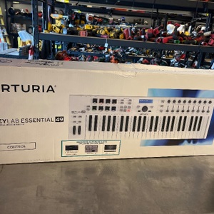 Arturia / Keylab Essential 49 / Midi Keyboard