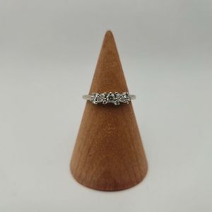 14k white gold ring 