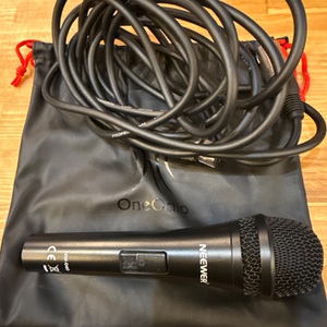 NEWEER nw-040 microphone with xlr cable