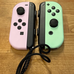 NINTENDO / HAC-015D / PINK AND GREEN JOYCONS