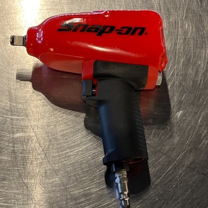 SNAP ON / MG725 / AIR IMPACT WRENCH