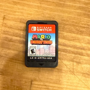 Nintendo / Switch / Mario v. Donkey Kong