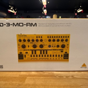 Behringer TD-3-MO-AM Modded-Out Analog Bass Line Synthesizer 