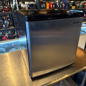EUHOMY MINI FRIDGE