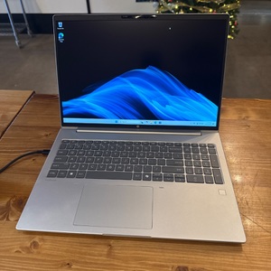 HP PROBOOK 4 LAPTOP WITH CHARGER 