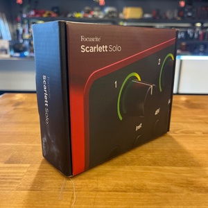 FOCUSRITE / SCARLET SOLO INTERFACE (GEN 4)