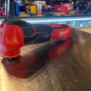 MILWAUKEE / 2526-20 / M12 OSCILLATING MULTI TOOL