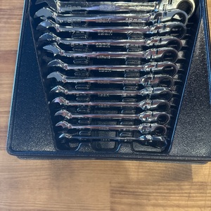  Icon / 12 Piece Wrench Set (8-19mm)