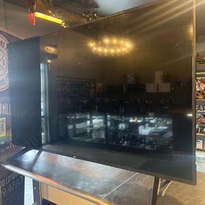  65" SMART LG WITH REMOTE