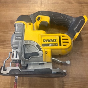 dewalt cordless variable speed jigsaw with 1.5ah battery