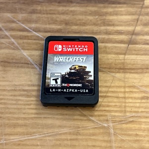 SWITCH / WRECKFEST