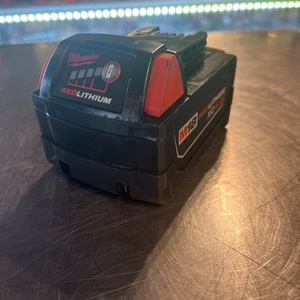 MILWAUKEE / 5AH BATTERY