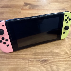 NINTENDO SWITCH WITH JOYCONS ONLY