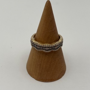 Size 8.5 Ring / 14K / 3.9gms / Yellow Gold with .10 Diamond & Ten .03 Diamonds