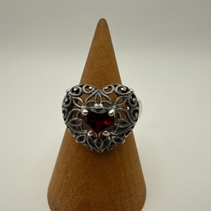 heart shaped ring with red shaped stone SIZE 9