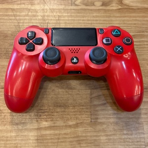 Sony / PlayStation 4 / Controller (Red)