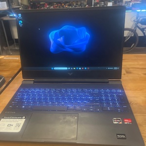 VICTUS RX 6550M AMD RYZEN 5 7535HS