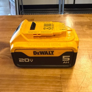 DEWALT DCB205 20V 5AH BATTERY