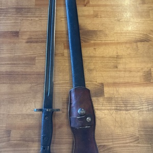  1907 LEE ENFIELD BAYONET IN SHEATH