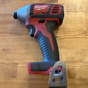 MILWAUKEE M18 1/4 IMPACT (TOOL ONLY)
