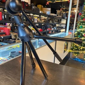 Generic Tripod (Incl. Cords)