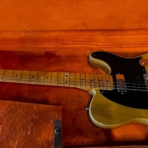 Fender / Telecaster / '52 Hot Rod (Corona, CA)
