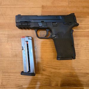 SMITH & WESSON 9 SHIELD EZ 