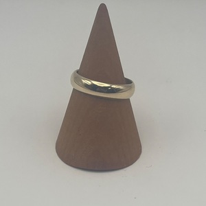  5.70 gms 14K YELLOW GOLD PLAIN MENS RING SIZE 9