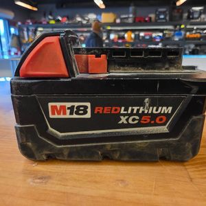 MILWAUKEE  5AH BATTERY