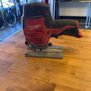  Milwaukee / 2445-20 / Jigsaw