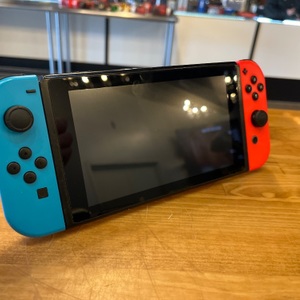 Nintendo / Switch