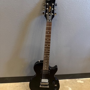 EPIPHONE SPECIAL II GUITAR WITH SEYMOUR DUNCAN PICKUP 