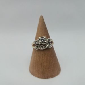 14K YELLOW GOLD VINTAGE RING 