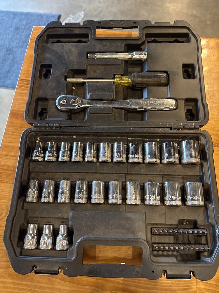 DEWALT 49PC SOCKET SET IN HARDCASE | Great Plains Pawn
