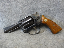 SMITH & WESSON 36