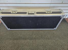 PENN FABRICATION GUITAR CASE AIRLINE SAFE