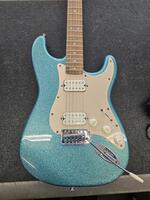 SQUIRE BULLET HH STRAT BLUE FLAKE PAINT TREMELO